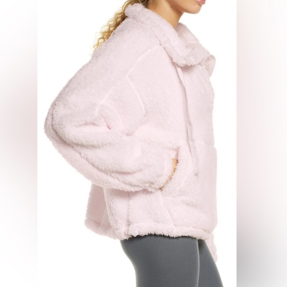 NWOT FP Movement by Free People Big Sky Faux Sherling Pullover Size XS-M - Picture 5 of 10